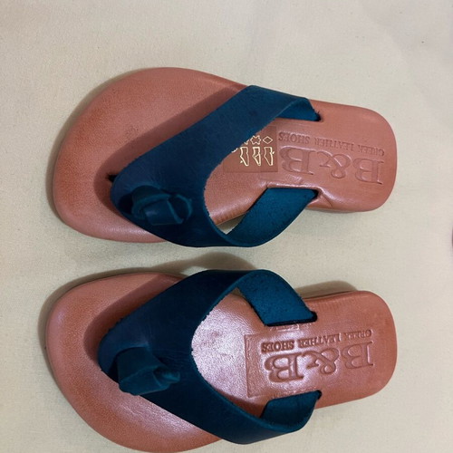 Handmade leather kids' flip-flops new, pack of 3 pairs size 24