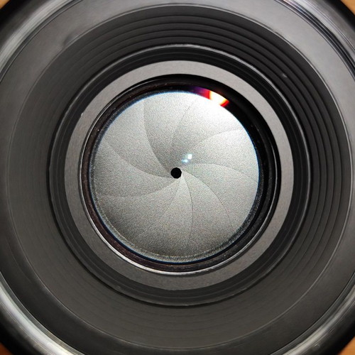Nikon AF-S Nikkor 50mm f/1.4G lens