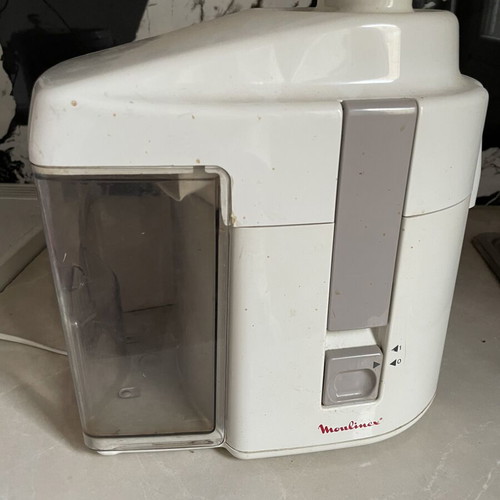 Moulinex juicer like new, functional