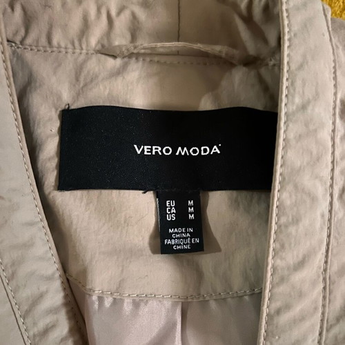 Vero Moda Japanese Style Jacket beige like new, size M