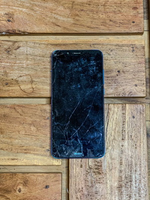 Redmi smartphone for parts or repair, non-working