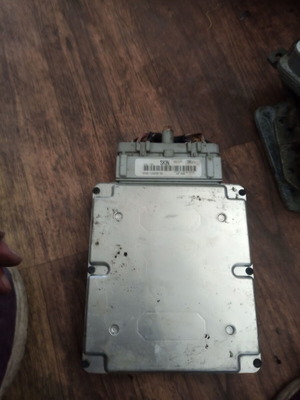 Computer ECU Ford Escort Orion 1.8 Zetec used 95AB-12A650-SA