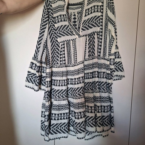 Devotion Twins dress black and white, like new, size XS