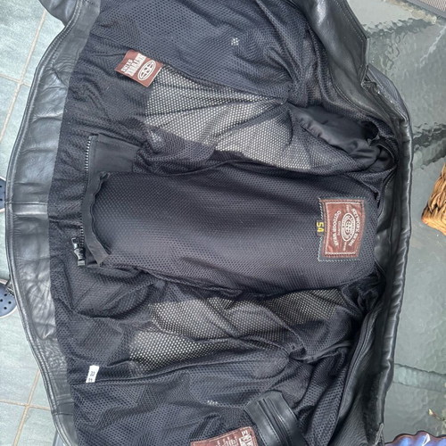 Network Skins leather motorcycle jacket and pants new, size 54