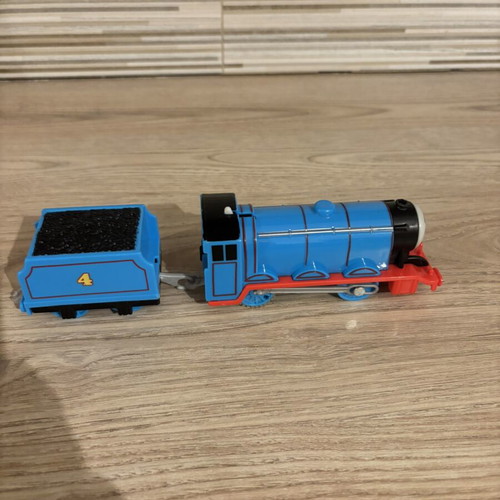 Fisher-Price Thomas & Friends TrackMaster Gordon motorized train with coal car