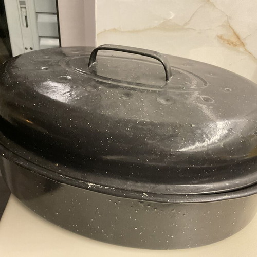 Metal Oven Roasting Pan with Lid and Rack 40 cm like new
