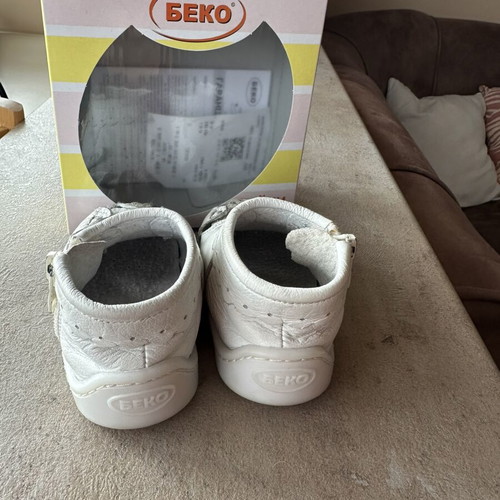 Beko Baby Walking Shoes like new, size 19, spring-summer