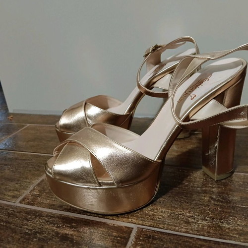 Fashion Icon high-heeled sandals bronze like new, size 40
