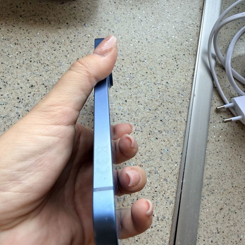iPhone 13 128GB blue used, battery needs service