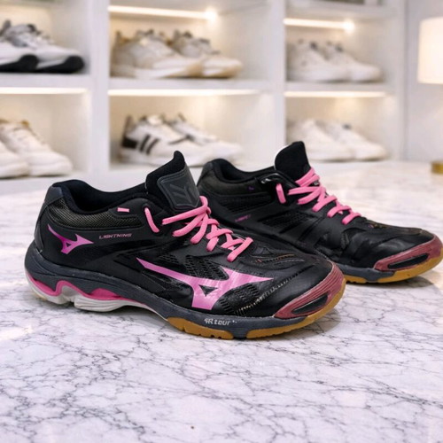 Mizuno Wave Lightning N sports shoes used, black and pink, size 38.5