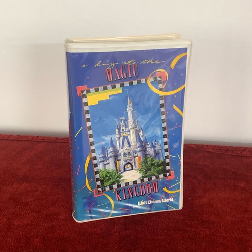 VHS Disneyworld USA Magic Kingdom used, collectible