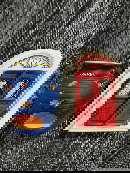 2 νησιώτικα κεραμικά διακοσμητικά Πάρου