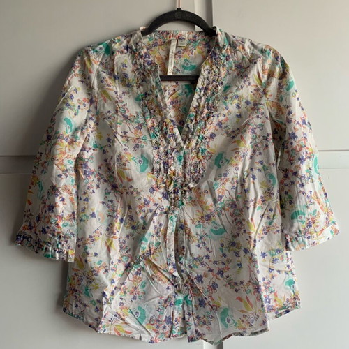 LC Lauren Conrad Floral Ruffle V-Neck Blouse Like New, Size Small