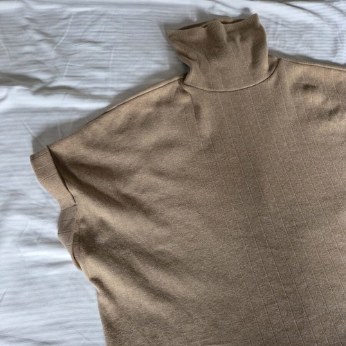 Zara camel knit oversized turtleneck top like new, beige