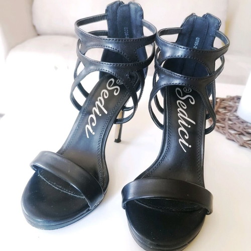 Sedici black sandals used, size 37, with straps and zipper