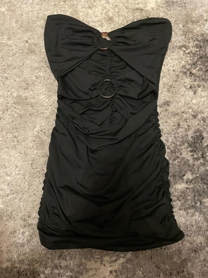 Black strapless dress with cutouts new Shein