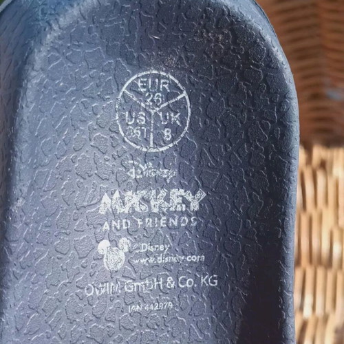 Mickey slippers like new, size 26, blue