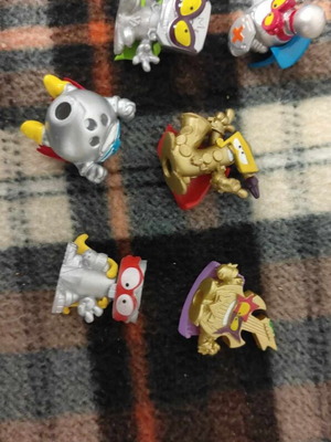 Super Things 8 new figures