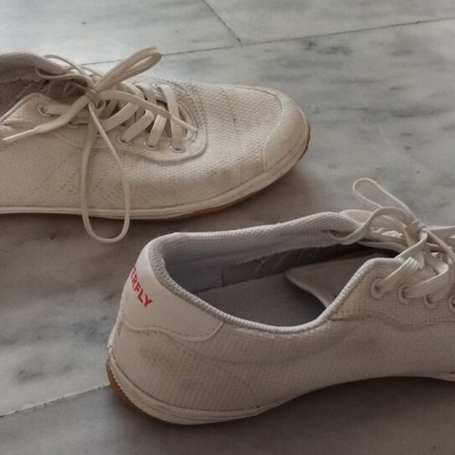 Men Badminton Shoes BS 100 white used, size 45, athletic