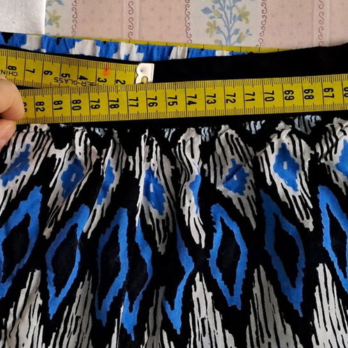 ZARA TRF Collection lightweight trousers with geometric Ikat print, size M
