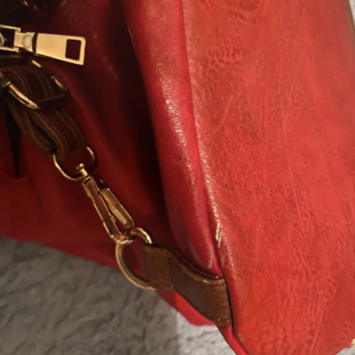 Women's backpack bag like new, red, versatile straps