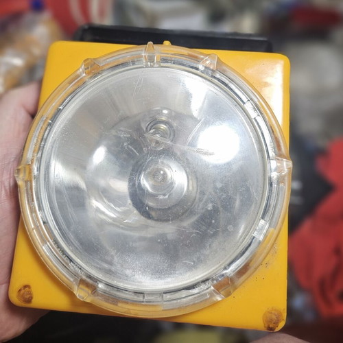 Vintage work safety lamp with two scales and carrying handle