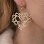 Heart-shaped earrings made to order, beige