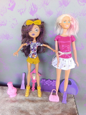 Monster High Clawdeen Wolf G1 doll like new with accessories