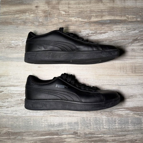 Puma low-top sneakers black women's size 38