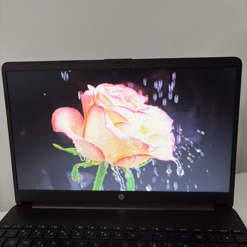 HP 15s-fq5040nq Laptop with Intel Core i3-1215U, 8GB RAM, 256GB SSD