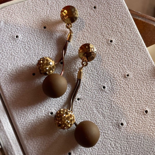 Earrings brown and beige with rhinestones like new, unworn