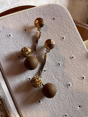 Earrings brown and beige with rhinestones like new, unworn