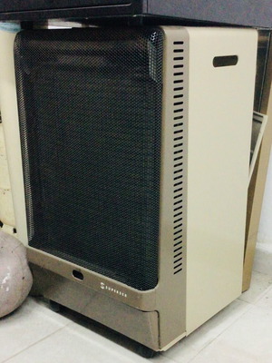 Σόμπα υγραερίου μεταχειρισμένη χωρίς τη φιάλη υγραερίου