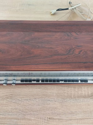 Ραδιοενισχυτής Tandberg Huldra 9 vintage σαν καινούργιο, ξύλο παλίσανδρος