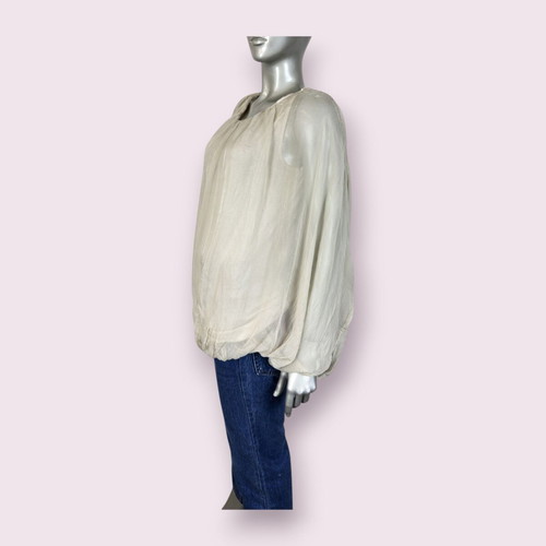 Silk sleeveless blouse used, one size, beige
