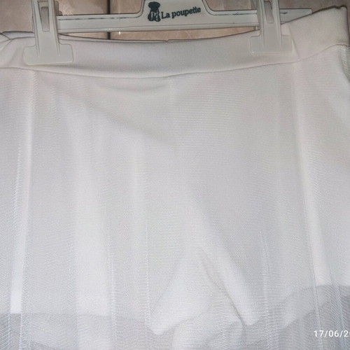 White shorts with long mesh tulle like new