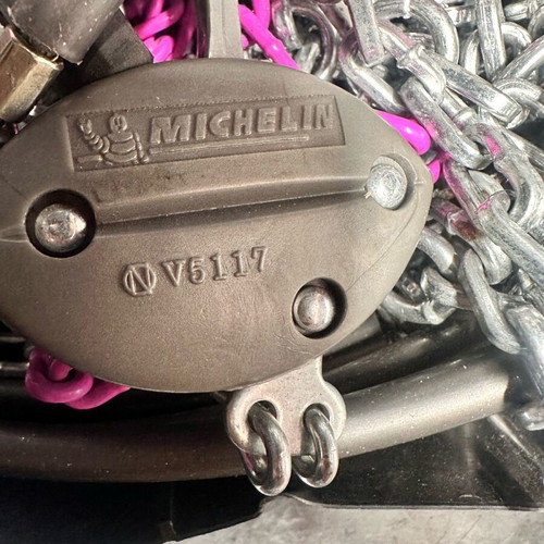 Michelin heavy-duty 10mm snow chains new unused