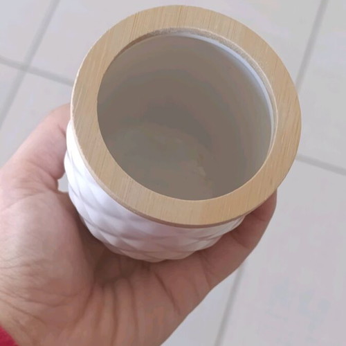 Toothbrush holder like new