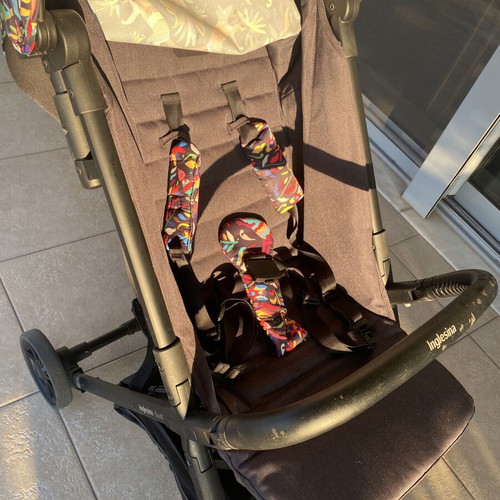 Inglesina Quid² Maya Black stroller