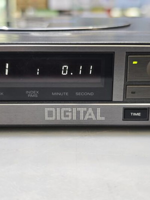 Sony CDP 7F CD player μεταχειρισμένο σε πολύ καλή κατάσταση