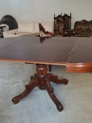 Dining table with extension like new