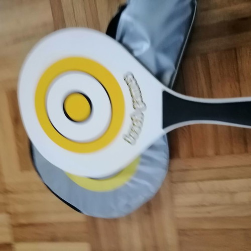 Beach rackets used, pack of 4 with ball and cases
