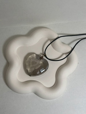 Heart necklace like new with black stone