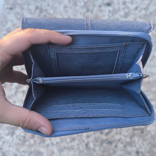 Vintage wallet like new, turquoise
