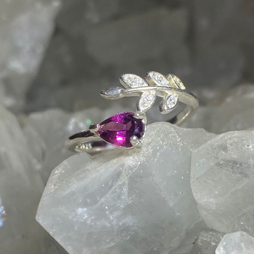 Silver ring with natural rhodolite garnet and moissanite, new