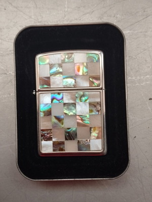 Zippo Checkerboard Pearl Abalone Lighter like new 2004