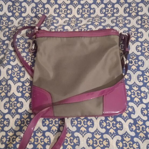 Women's shoulder bag