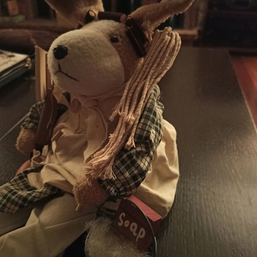 Decorative rabbit like new