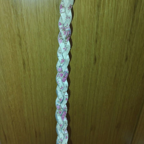 Benetton floral belt, white and pink
