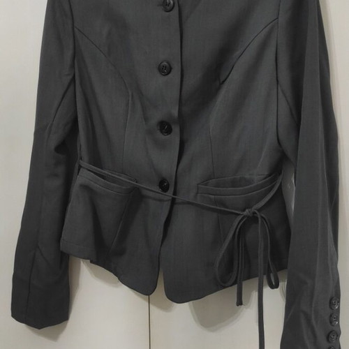 Women's dark gray suit with shorts small like new